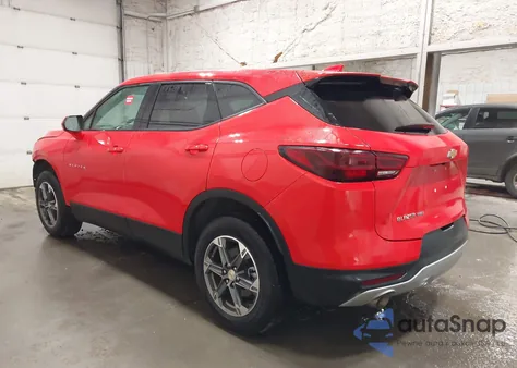 2025 Chevrolet Blazer Awd 2Lt from USA, damaged, VIN 3GNKBHR48SS193959